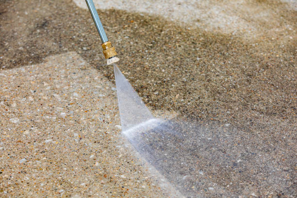 Best Playground Equipment Cleaning  in Flatonia, TX